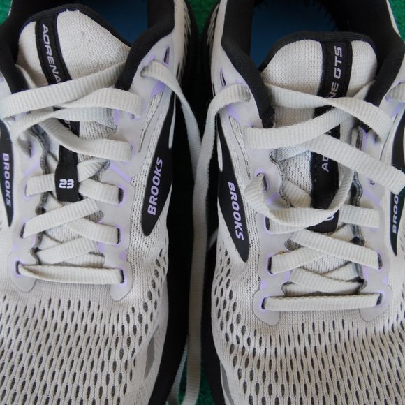 BROOKS SIZE 9 NARROW (2A) RUNNING SHOES WOMENS ADRENALINE 23 GTS - Picture 6 of 14